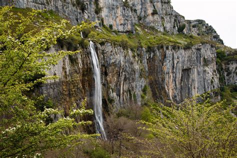 nacimiento rio anson|Nacimiento del río Asón por la senda fluvial desde Las ...